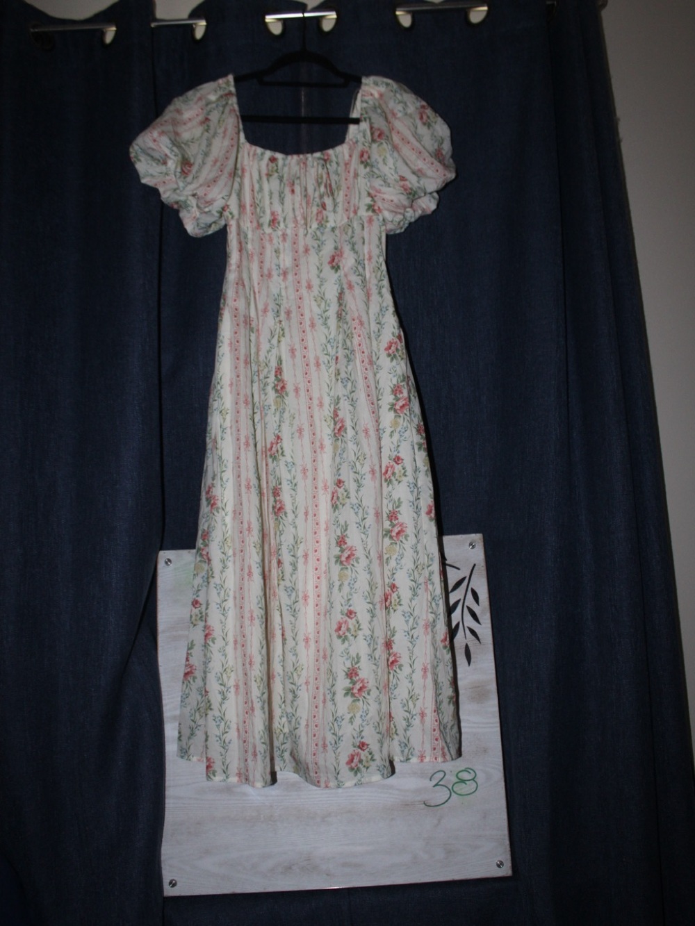 Storia Cream Floral Puff-Sleeve Maxi Dress with Pink Accents